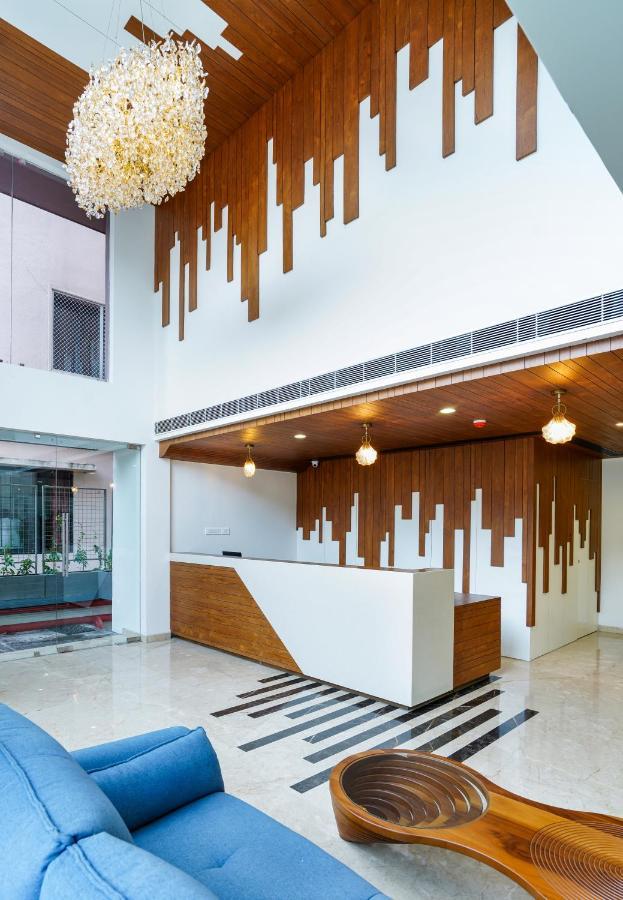 The Trios Hotel Kochi Exterior photo