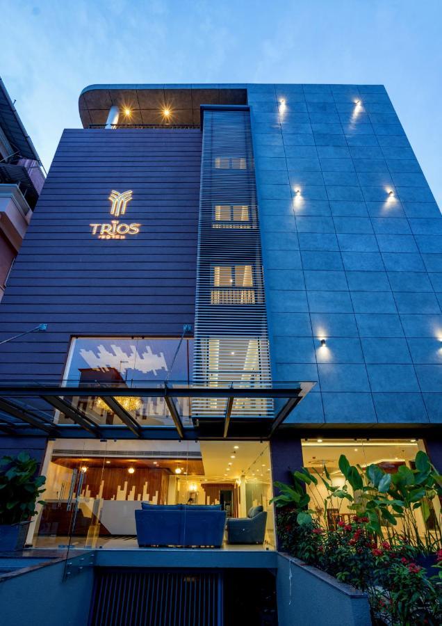 The Trios Hotel Kochi Exterior photo