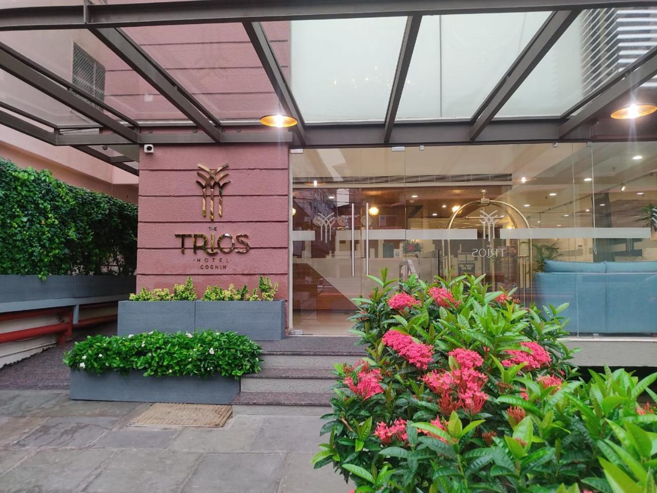 The Trios Hotel Kochi Exterior photo